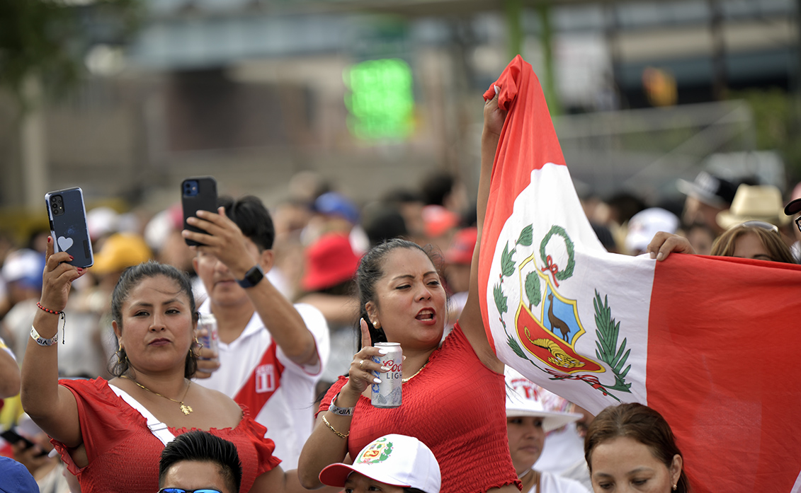 Peruanos efectuarán su desfile patrio en Paterson Reporte Hispano